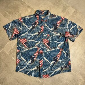 Huk Men’s Large Performance Fishing Shirt Hawaiian USA Flag Button SS